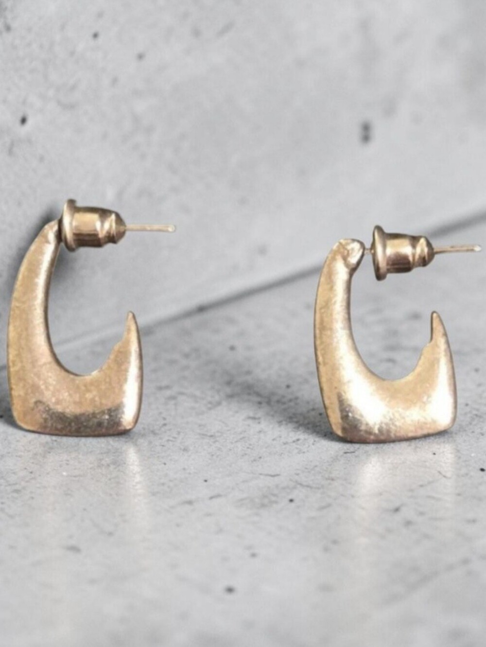 Vintage 90s Made in USA Chunky Pewter Tapered J Hoop Earrings NWT